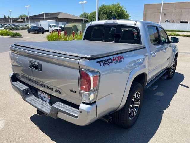 Used 2021 Toyota Tacoma TRD Sport w/ Technology Package AWD/4WD image 5