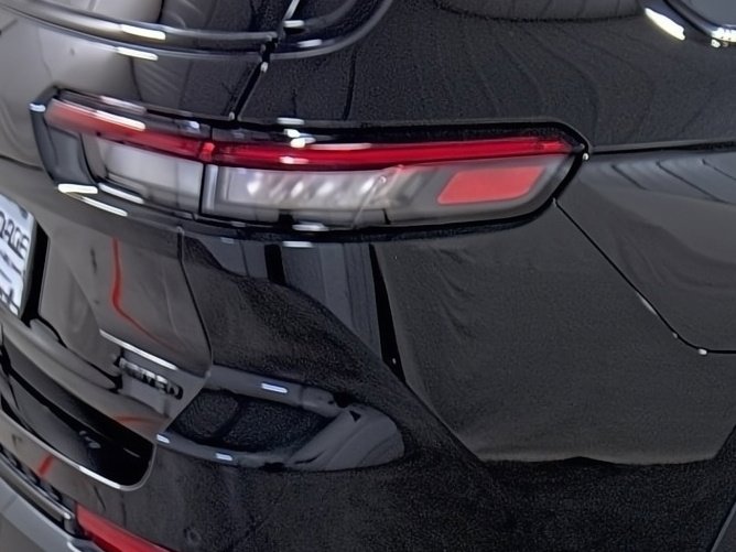 Used 2022 Jeep Grand Cherokee L Limited w/ Black Appearance Package AWD/4WD image 13