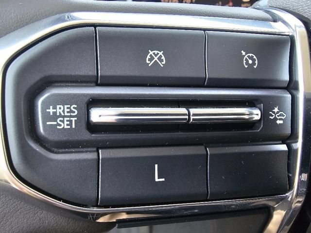 Used 2024 GMC Acadia Denali AWD/4WD image 11
