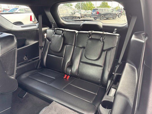 Used 2020 Ford Explorer XLT w/ Equipment Group 202A AWD/4WD image 20