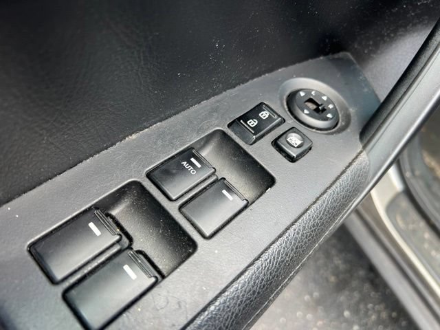 Used 2014 Kia Sorento LX FWD image 29