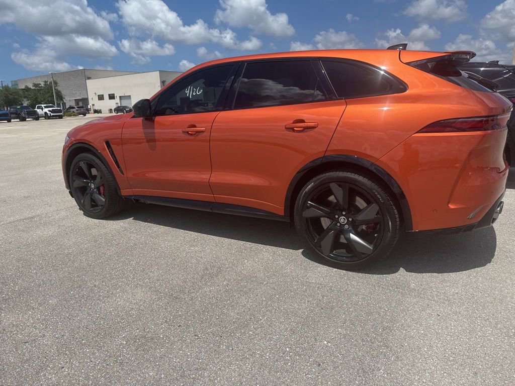 Used 2024 Jaguar F-PACE SVR AWD/4WD image 8