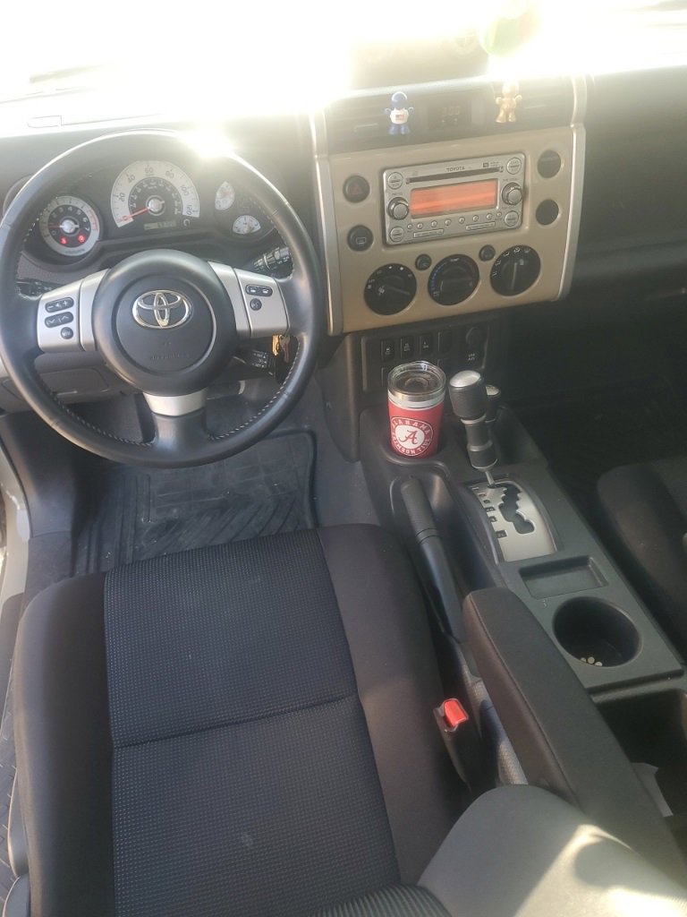 Used 2014 Toyota FJ Cruiser Base image 9