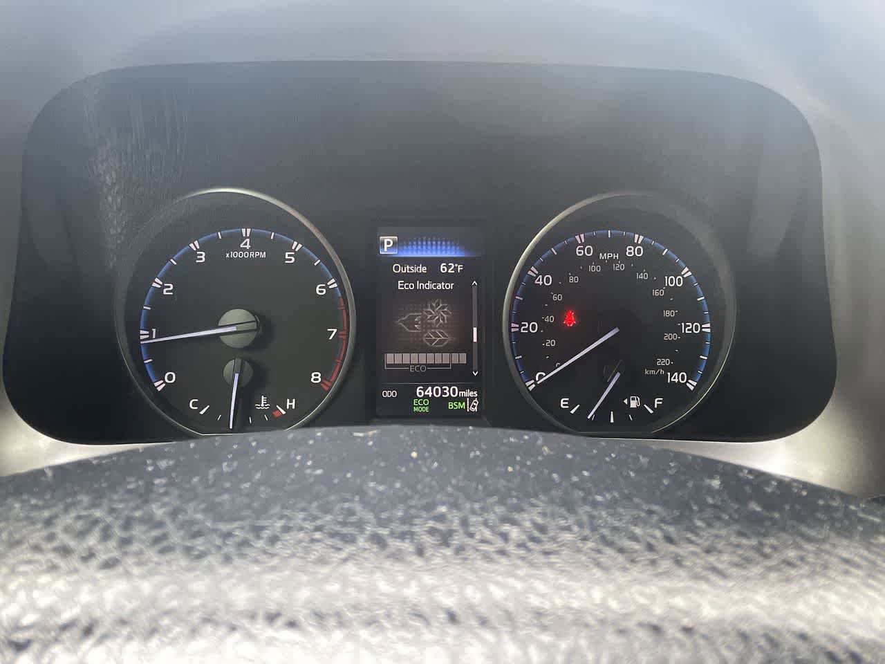 Used 2018 Toyota RAV4 XLE FWD image 25