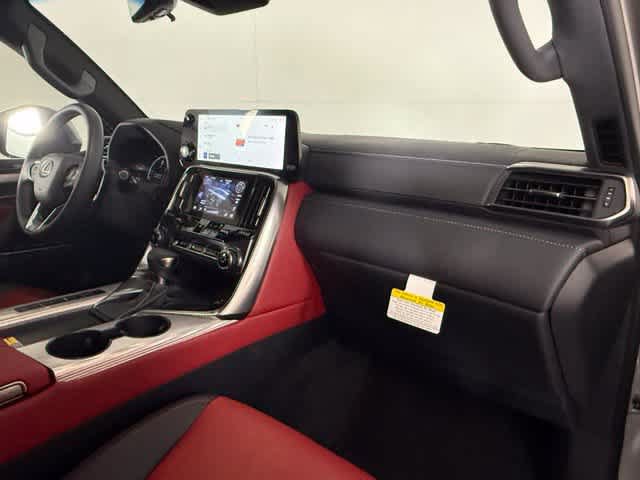 Used 2026 Lexus LX 600 F Sport w/ Accessory Package (Z1) AWD/4WD image 14