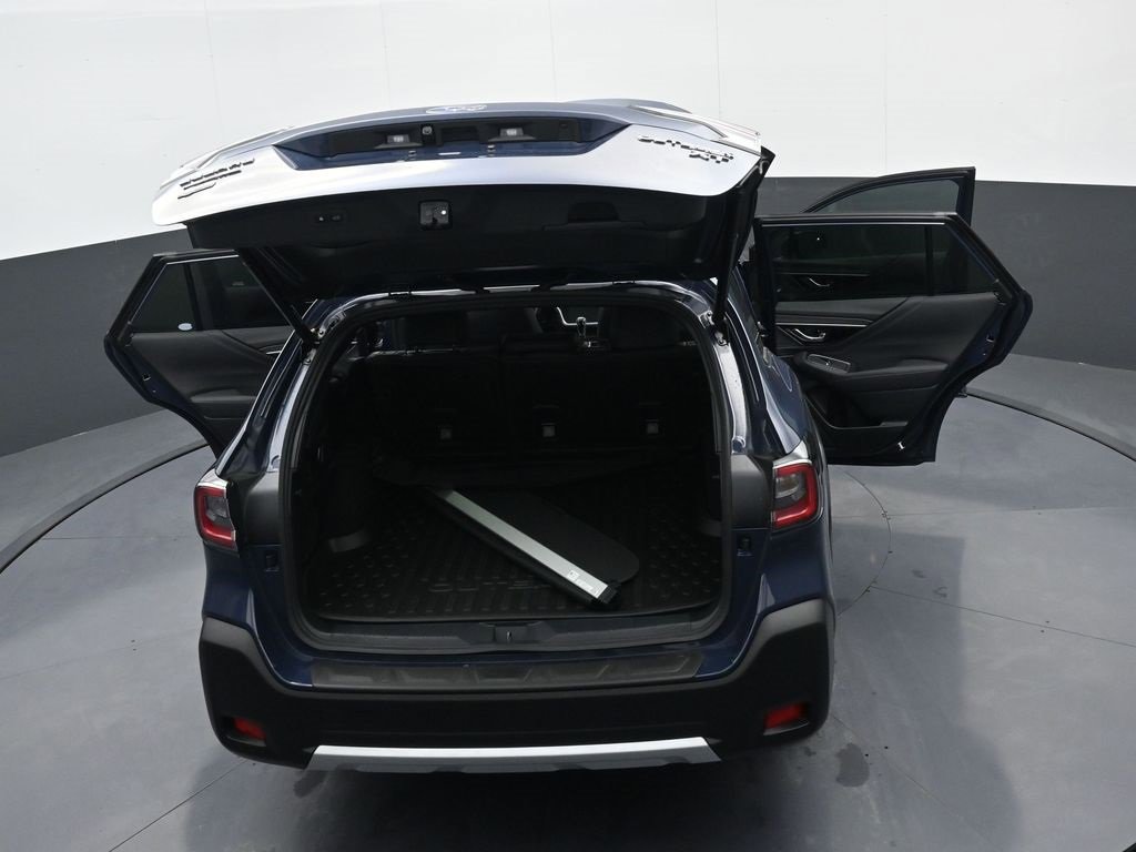 Used 2025 Subaru Outback Limited XT image 42