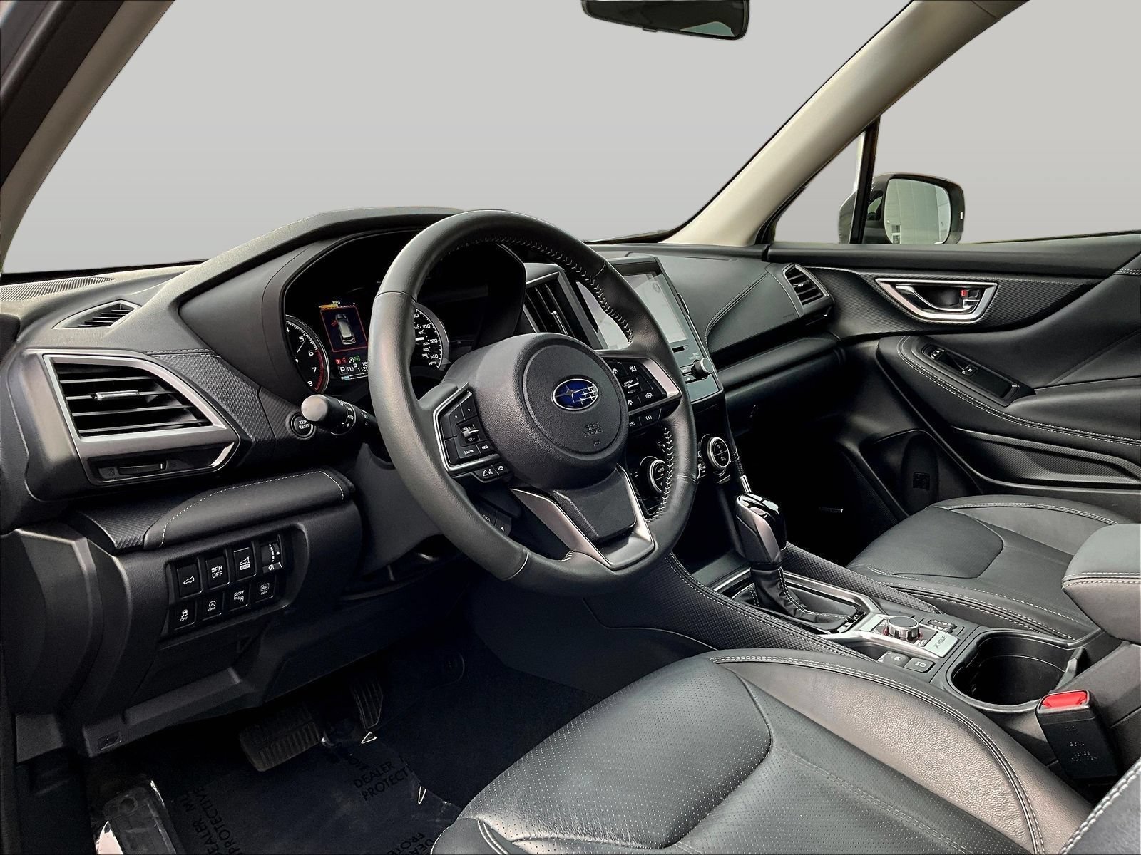 Used 2023 Subaru Forester Touring AWD/4WD image 19