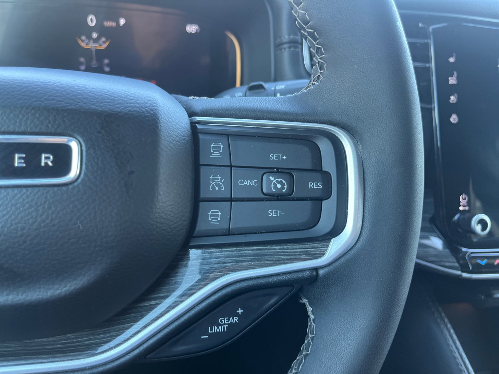 Used 2022 Jeep Wagoneer Series II image 18