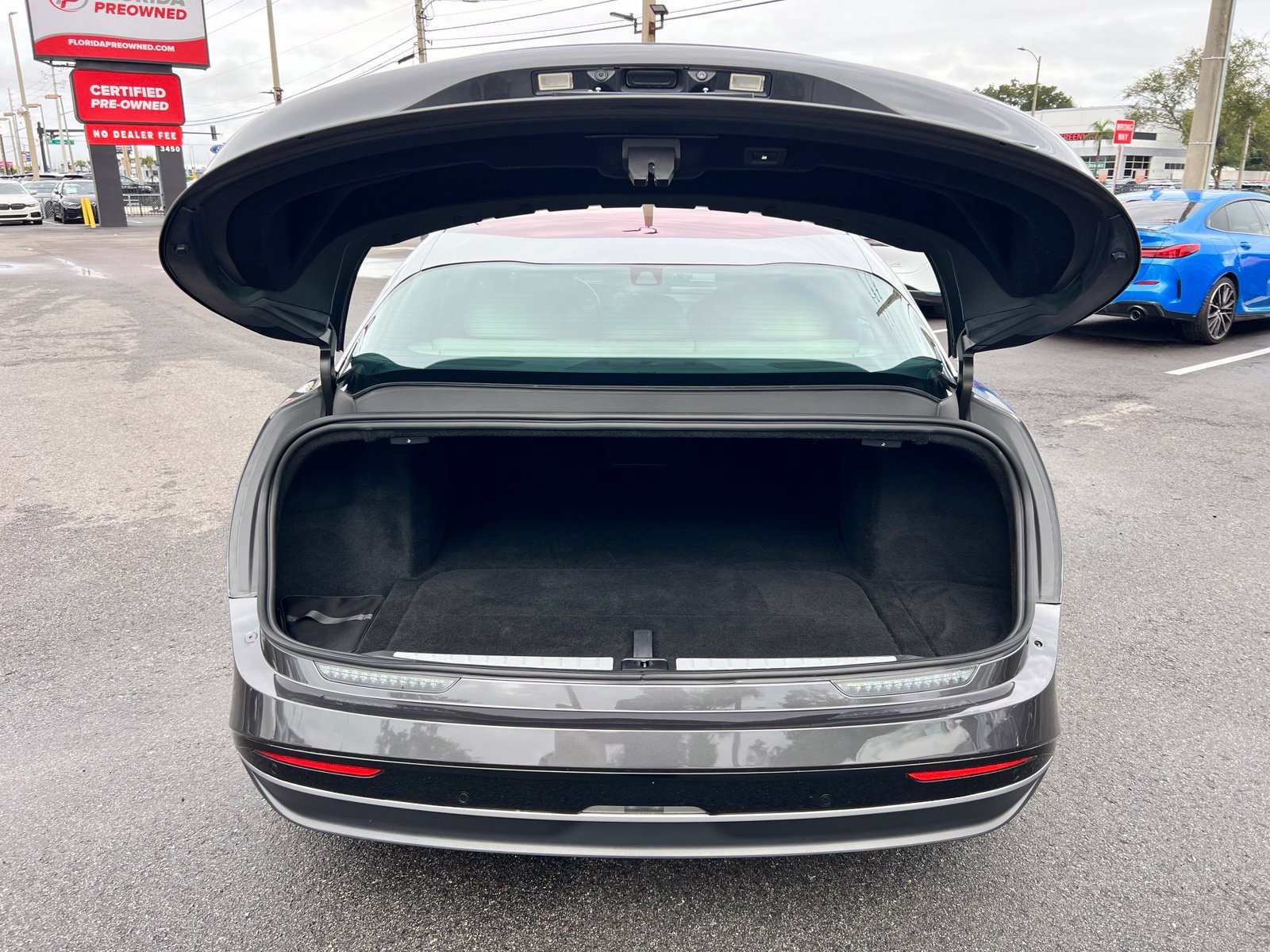 Used 2023 Lucid Air Touring AWD/4WD image 20