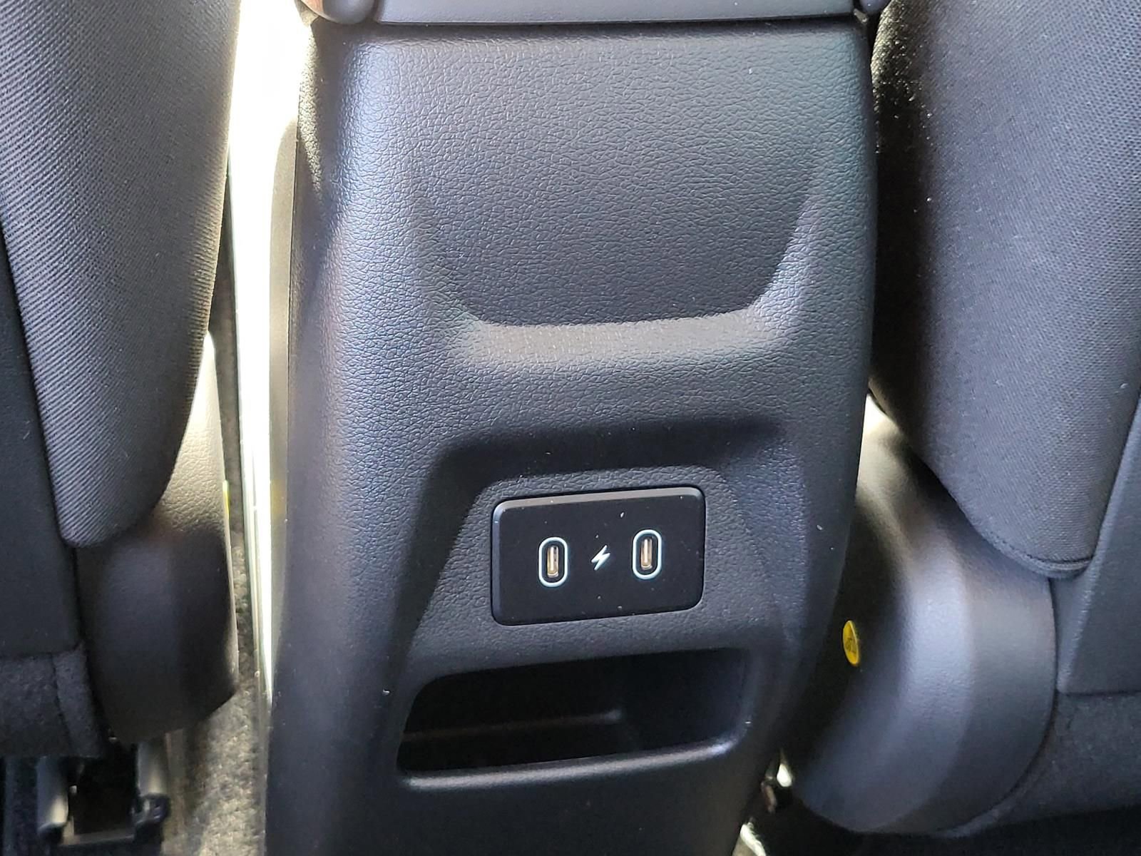 New 2026 Hyundai Venue SEL FWD image 12