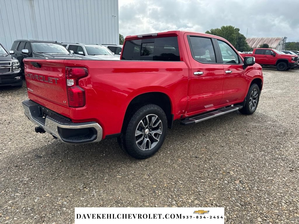 Used 2024 Chevrolet Silverado 1500 LT AWD/4WD image 5