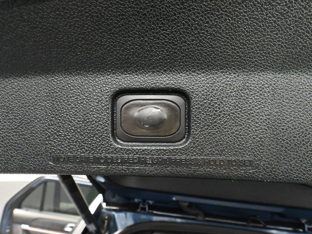 Used 2018 Ford Explorer Limited w/ Equipment Group 301A image 44