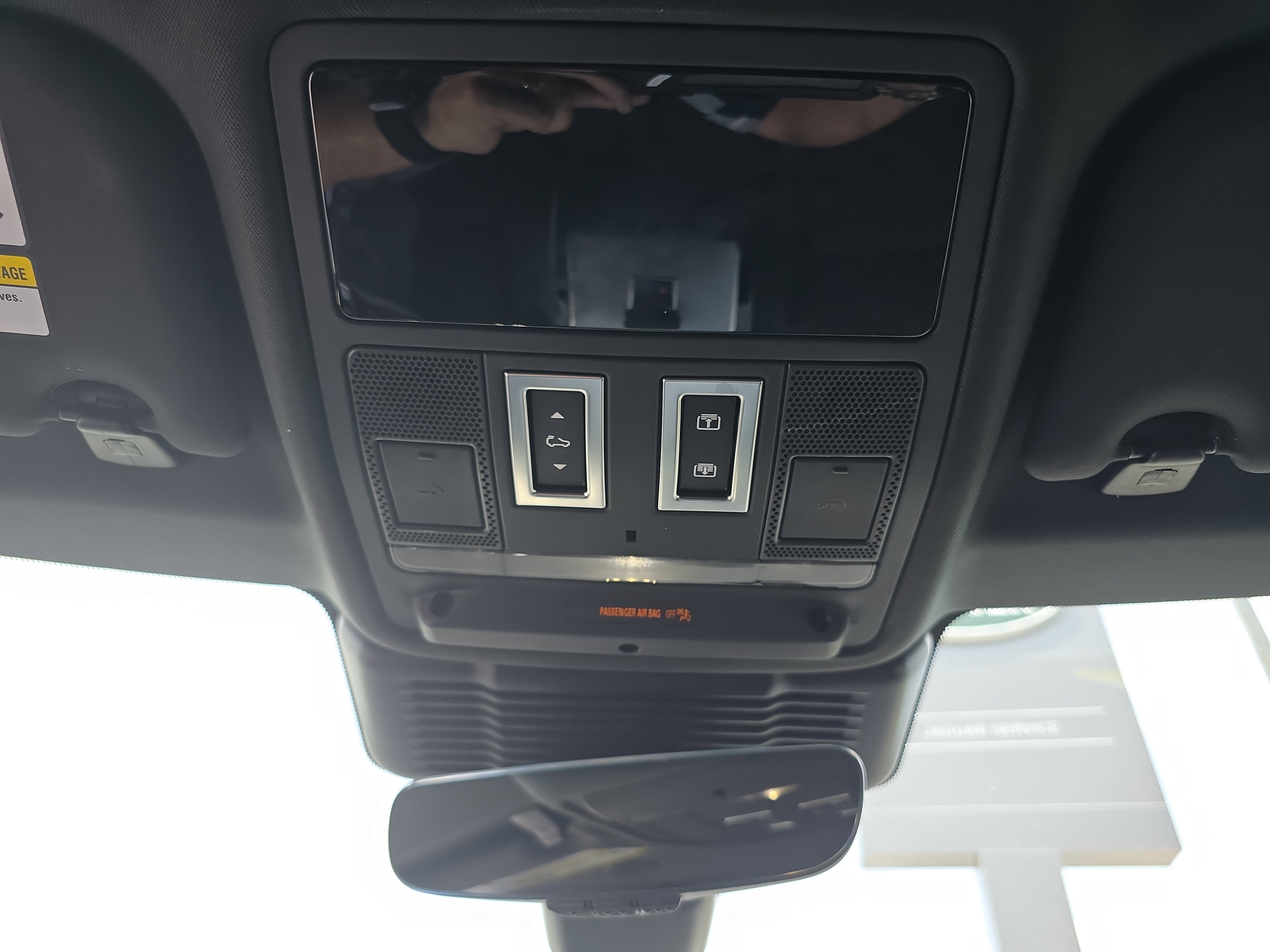 Certified 2025 Land Rover Range Rover Evoque S AWD/4WD image 25