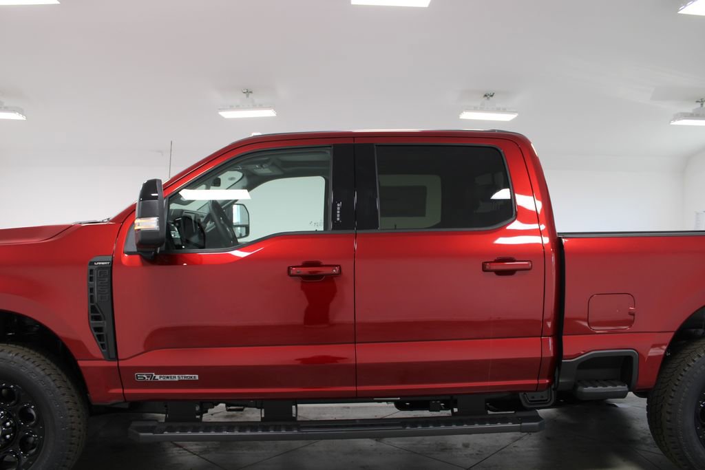 New 2026 Ford F250 Lariat w/ Black Appearance Package image 5