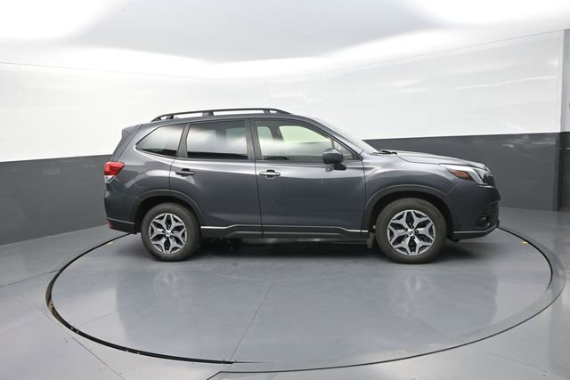 Used 2023 Subaru Forester Premium image 62
