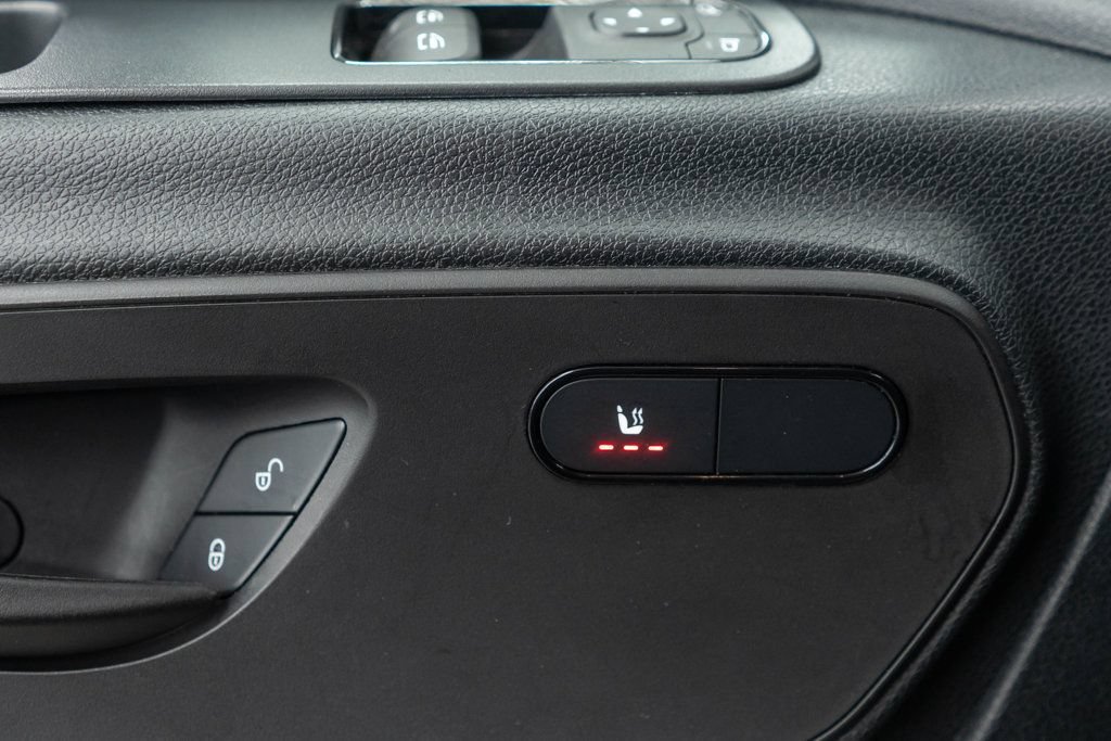 Used 2025 Mercedes-Benz Sprinter 2500 image 18