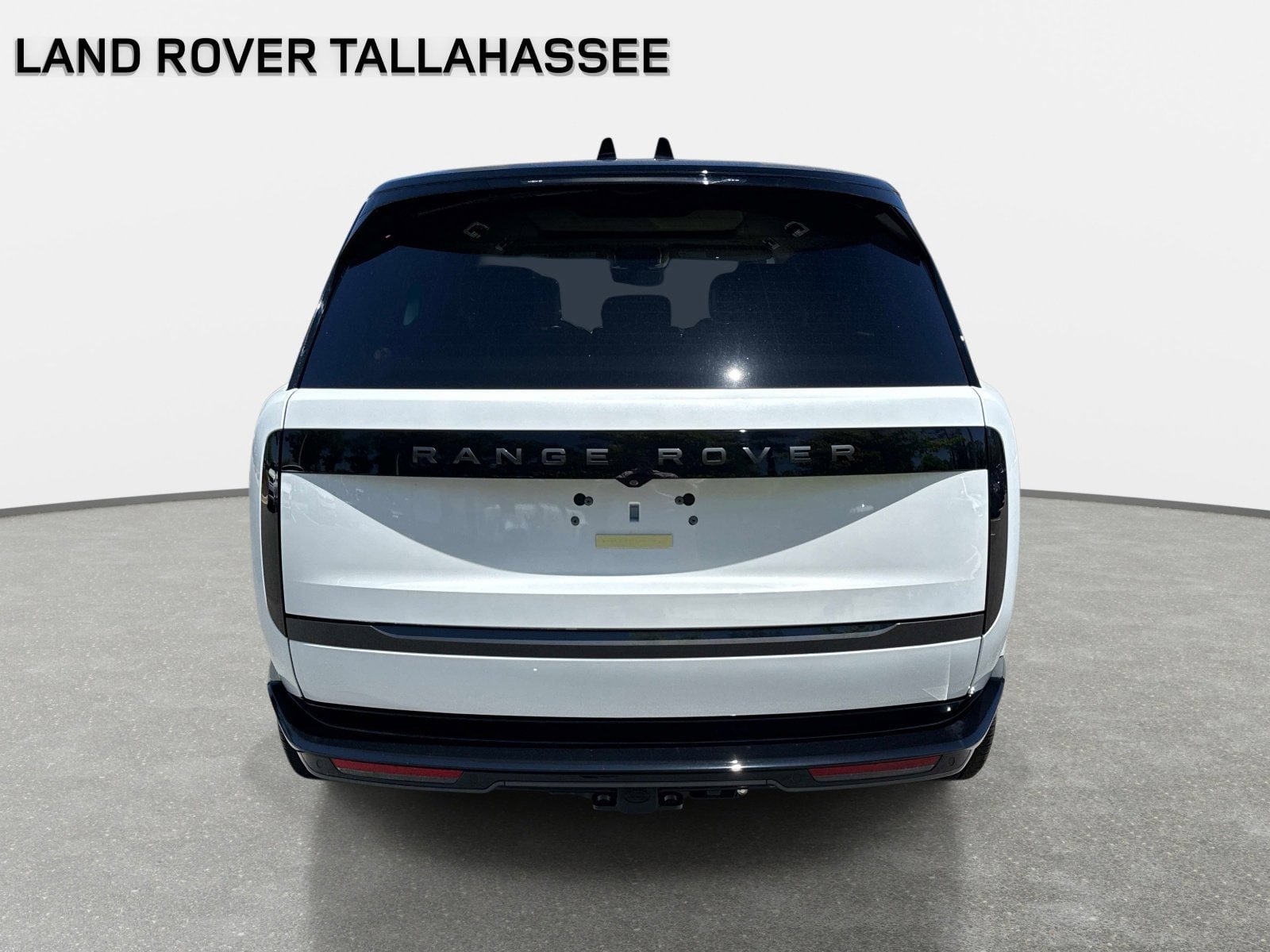 New 2026 Land Rover Range Rover Long Wheelbase SE AWD/4WD image 6