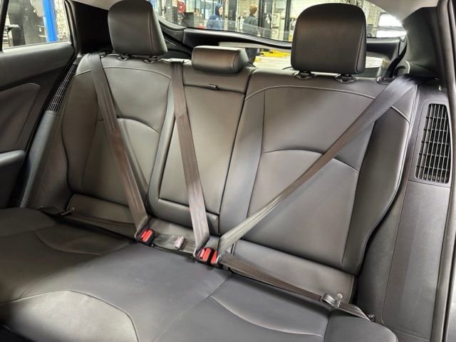 Used 2022 Toyota Prius Prime XLE FWD image 21