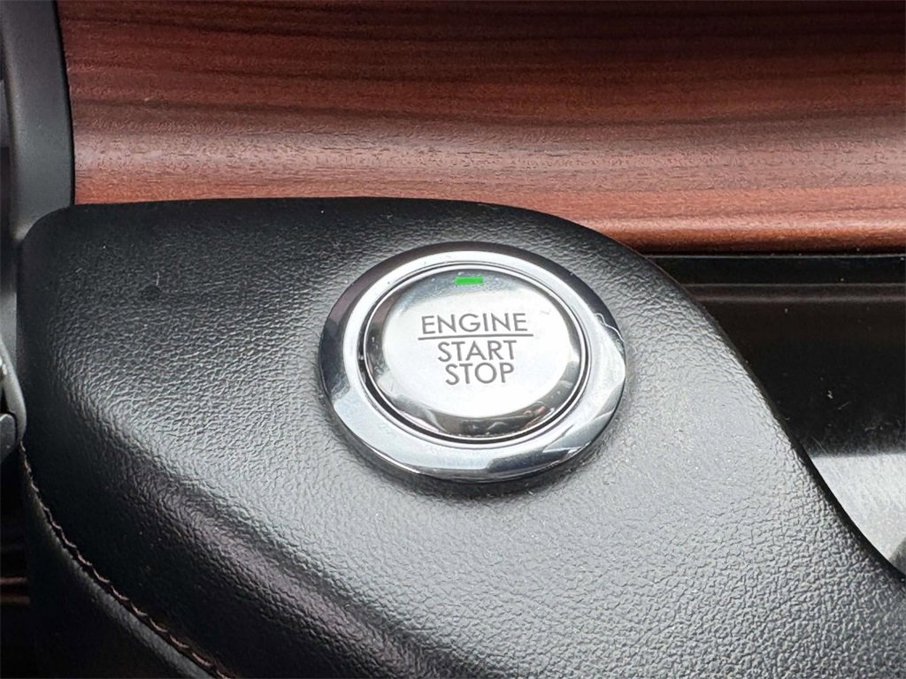 Used 2022 Lincoln Aviator Reserve w/ Elements Package Plus image 8