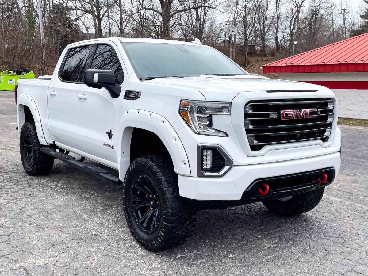 Used 2021 GMC Sierra 1500 AT4 w/ AT4 Premium Package AWD/4WD image 2