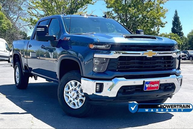New 2026 Chevrolet Silverado 3500 LT w/ All Star Edition AWD/4WD image 2