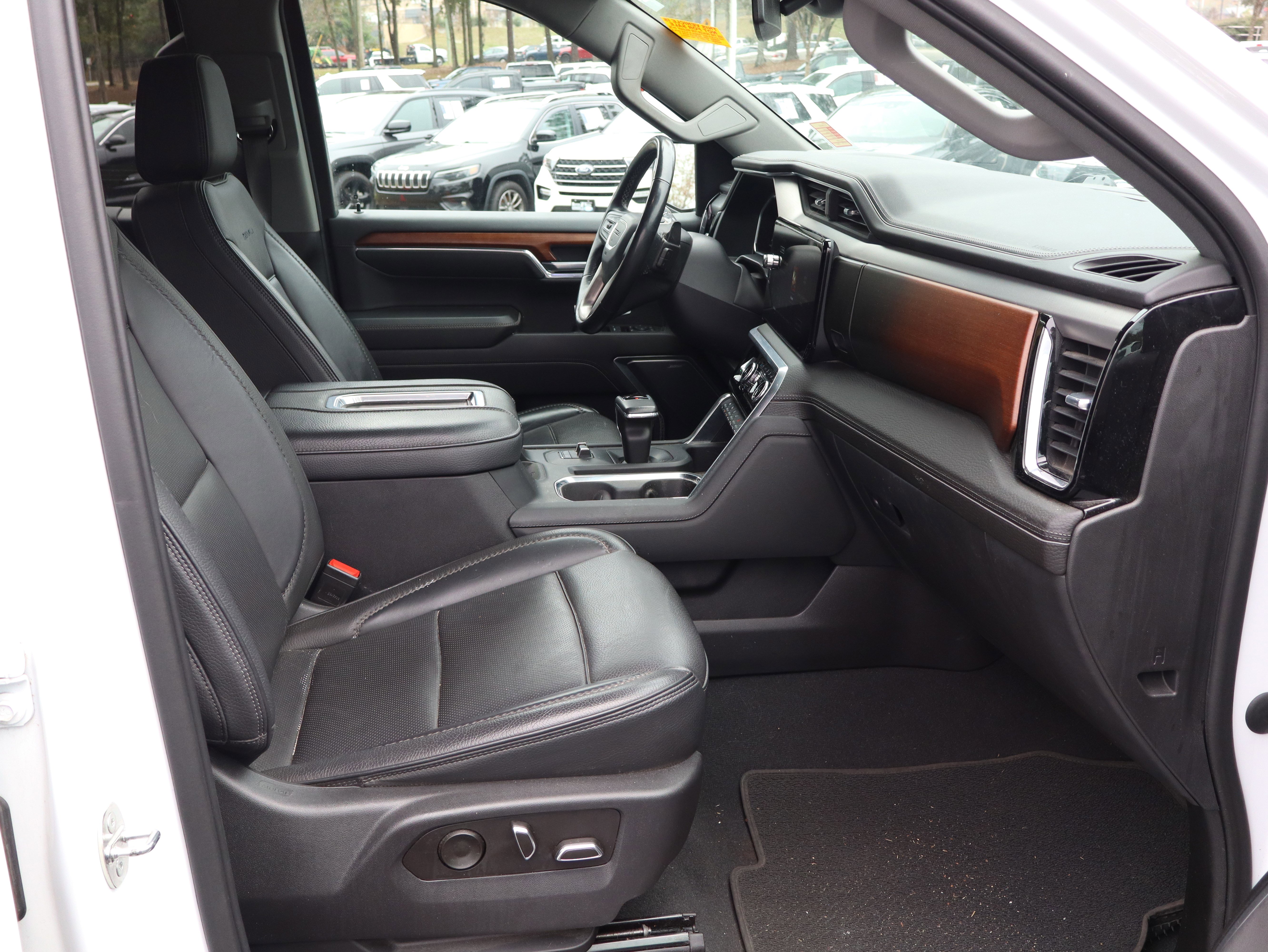 Used 2022 GMC Sierra 1500 Denali image 25