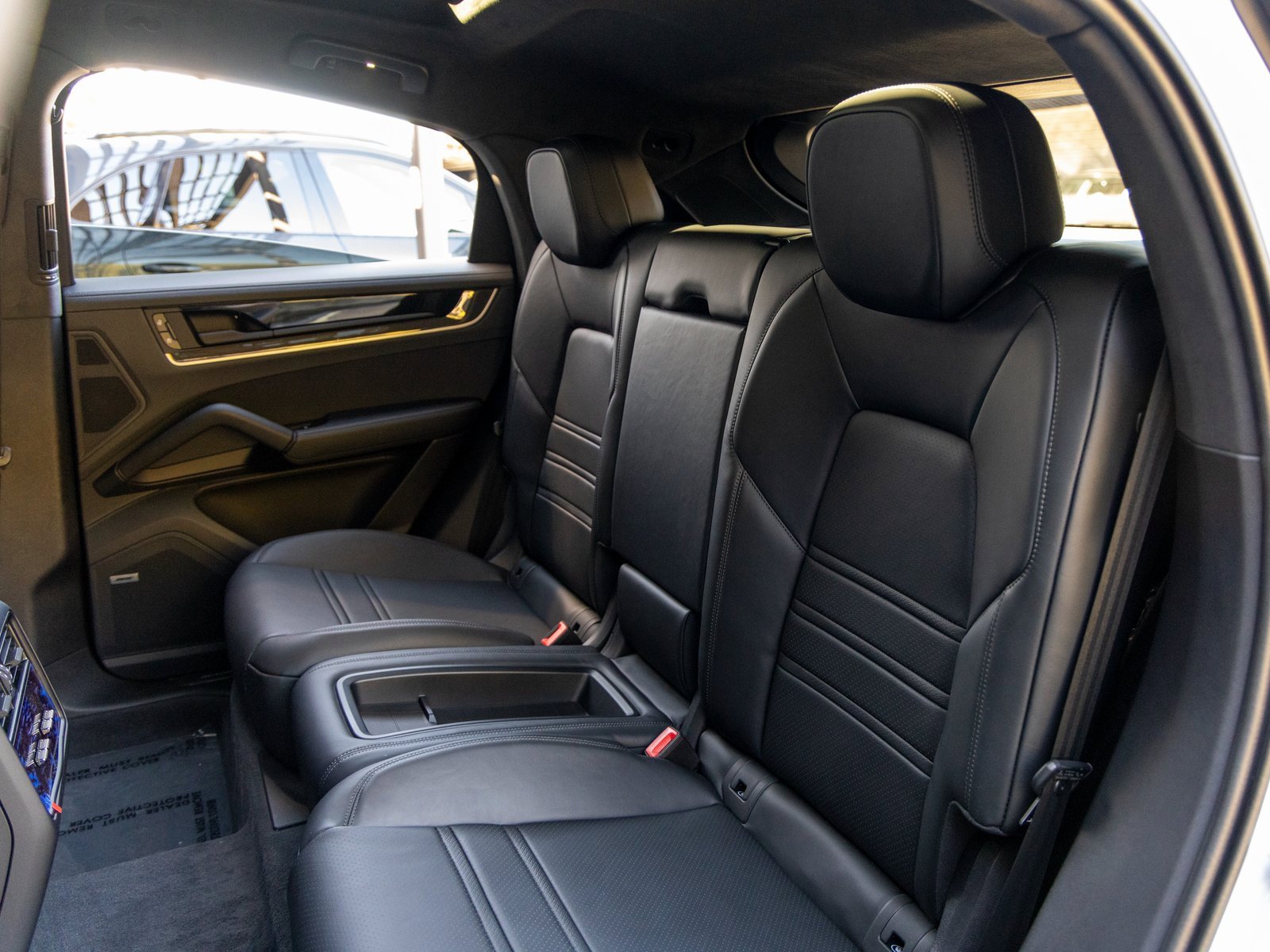 New 2025 Porsche Cayenne Turbo image 45