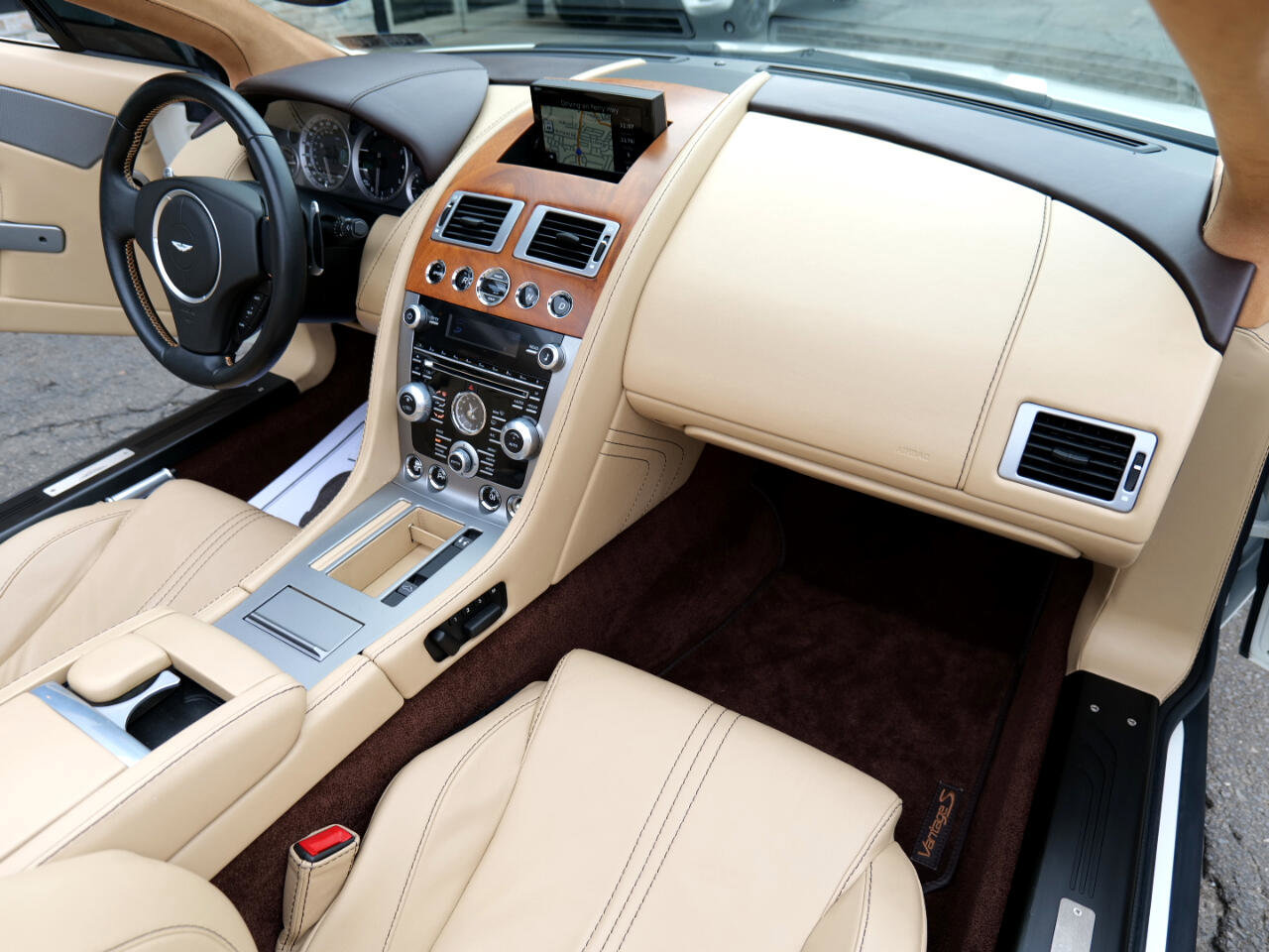 Used 2015 Aston Martin V8 Vantage S image 30