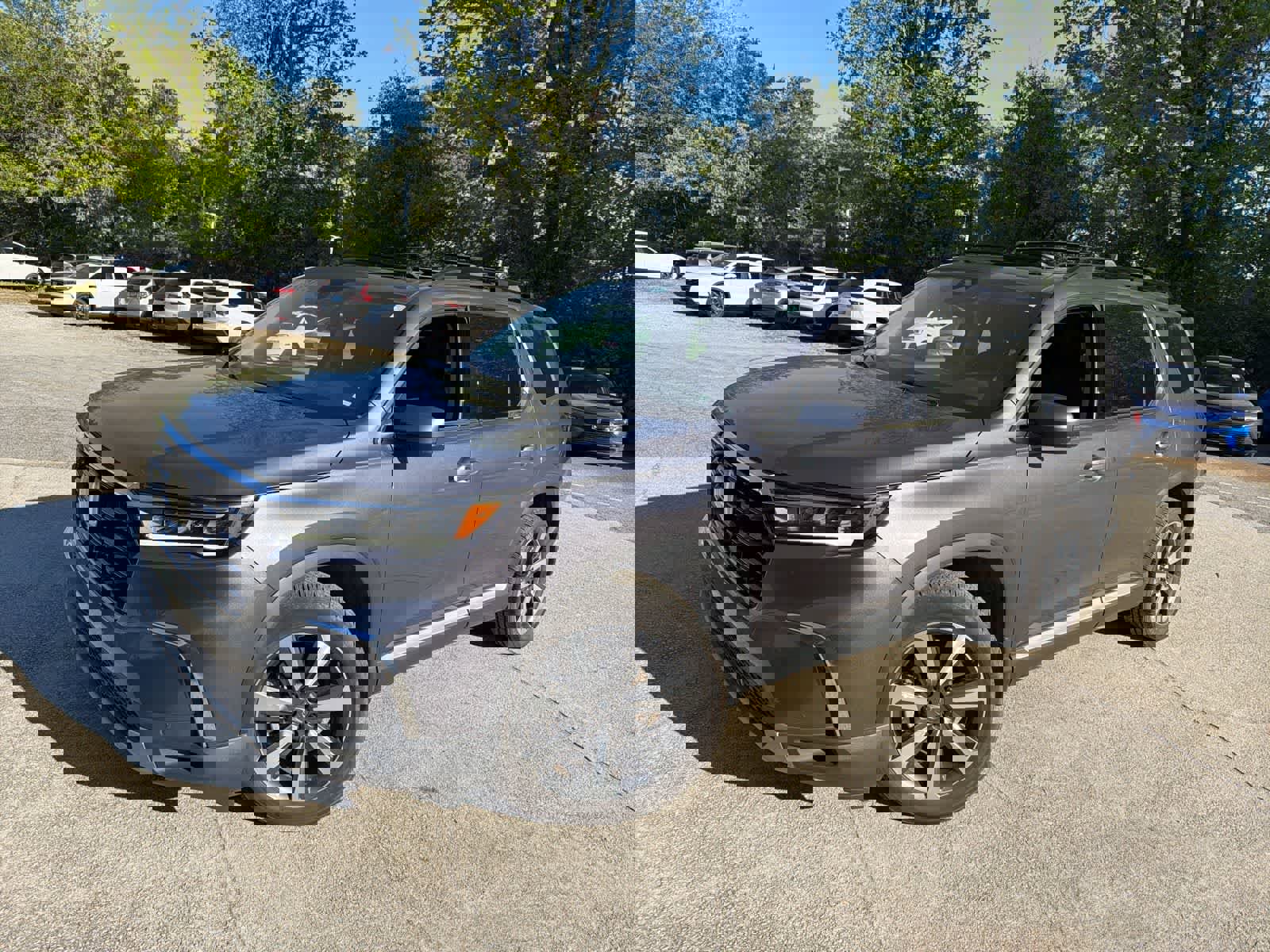 Used 2023 Honda Pilot Touring image 4