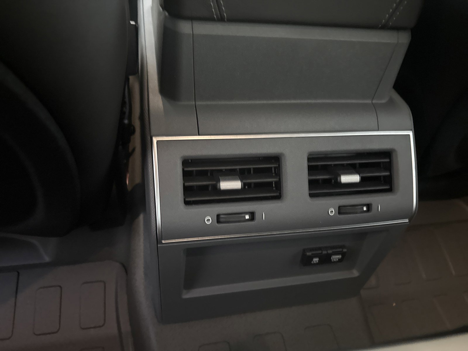 New 2025 INEOS Grenadier AWD/4WD image 27