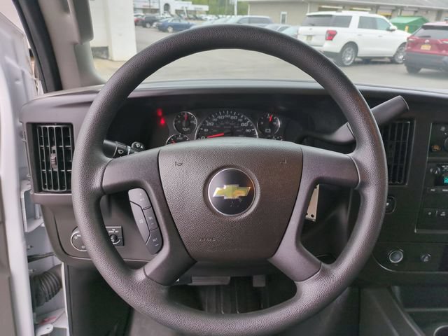Used 2025 Chevrolet Express 2500 w/ Driver Convenience Package RWD image 9