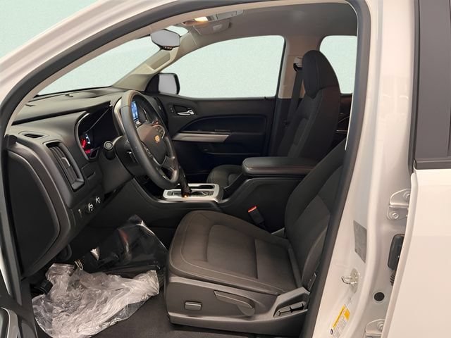 Used 2021 Chevrolet Colorado LT w/ LT Convenience Package AWD/4WD image 13