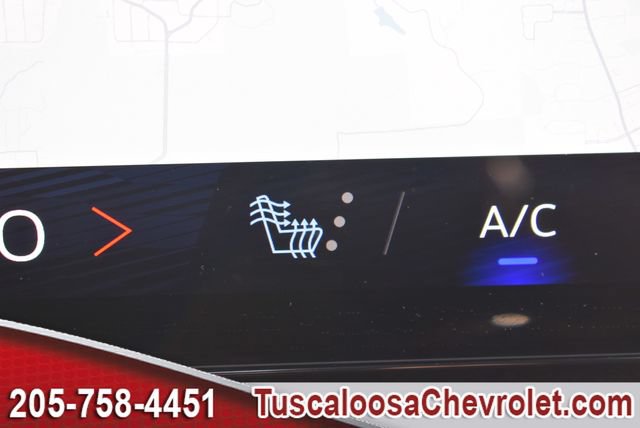 Certified 2026 Chevrolet Traverse Z71 w/ Driver Confidence Package AWD/4WD image 42