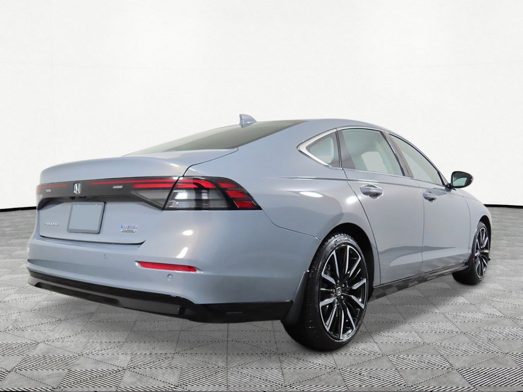 New 2026 Honda Accord Touring image 7