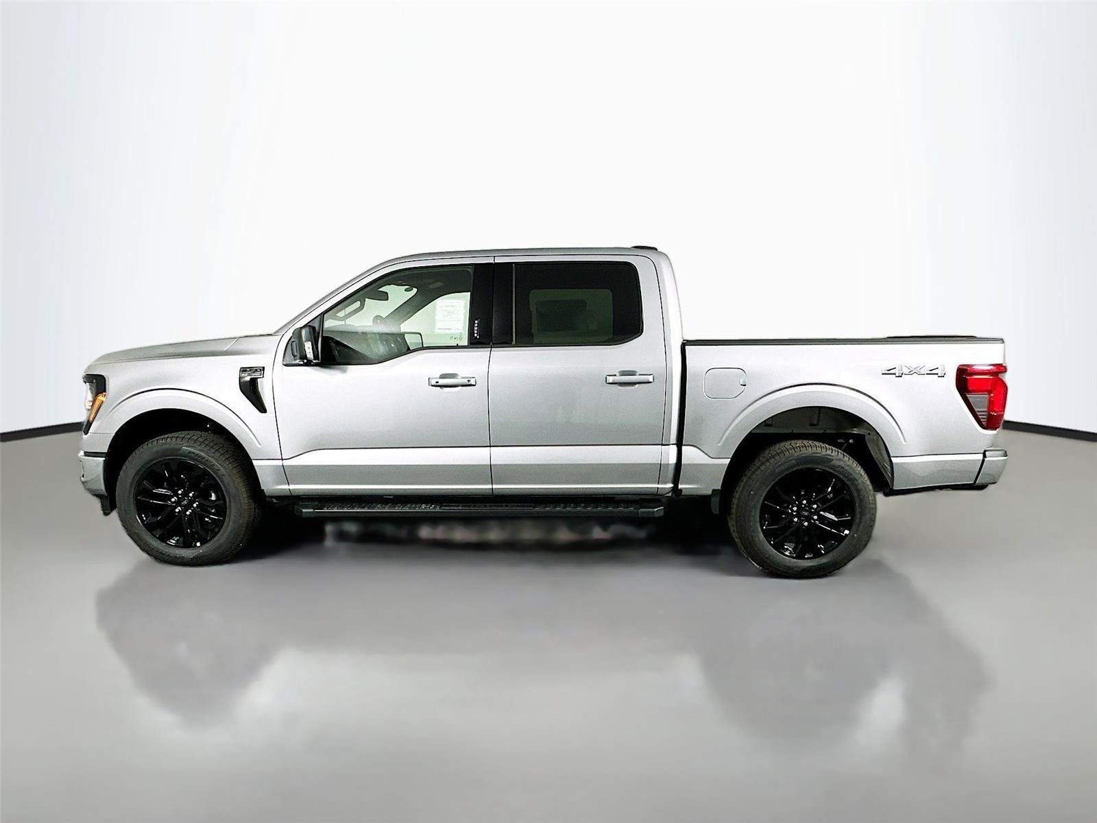 New 2026 Ford F150 XLT w/ Equipment Group 303A High AWD/4WD image 8