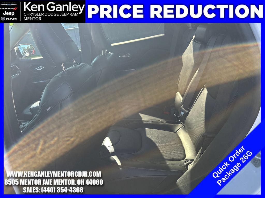 Used 2019 Jeep Cherokee Limited w/ Luxury Group AWD/4WD image 21