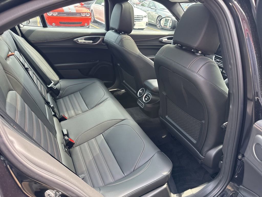 New 2025 Alfa Romeo Giulia AWD w/ Driving Assist Package image 21