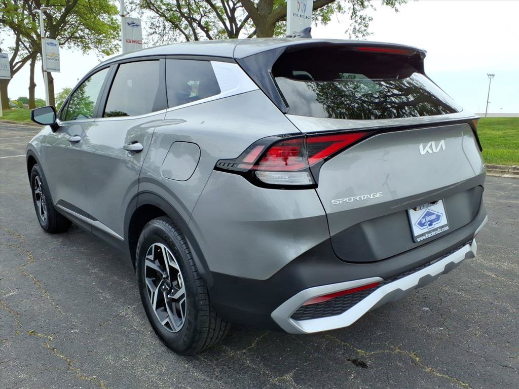 Used 2025 Kia Sportage LX AWD/4WD image 5