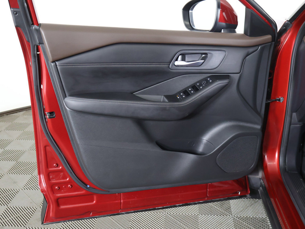 Used 2023 Nissan Rogue SV w/ SV Premium B Package FWD image 25