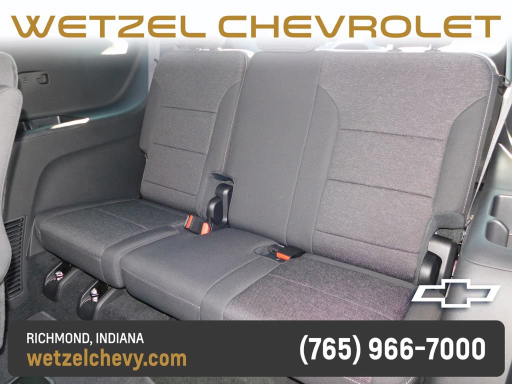 New 2027 Chevrolet Traverse LT FWD image 32