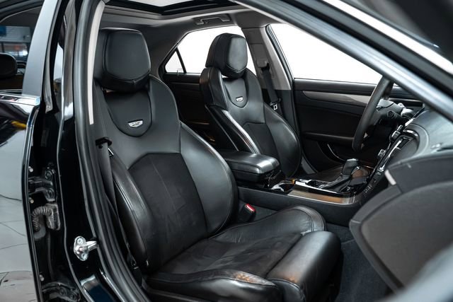 Used 2010 Cadillac CTS V image 28