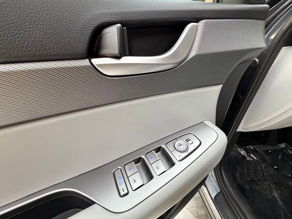 Certified 2023 Hyundai Palisade SEL image 27