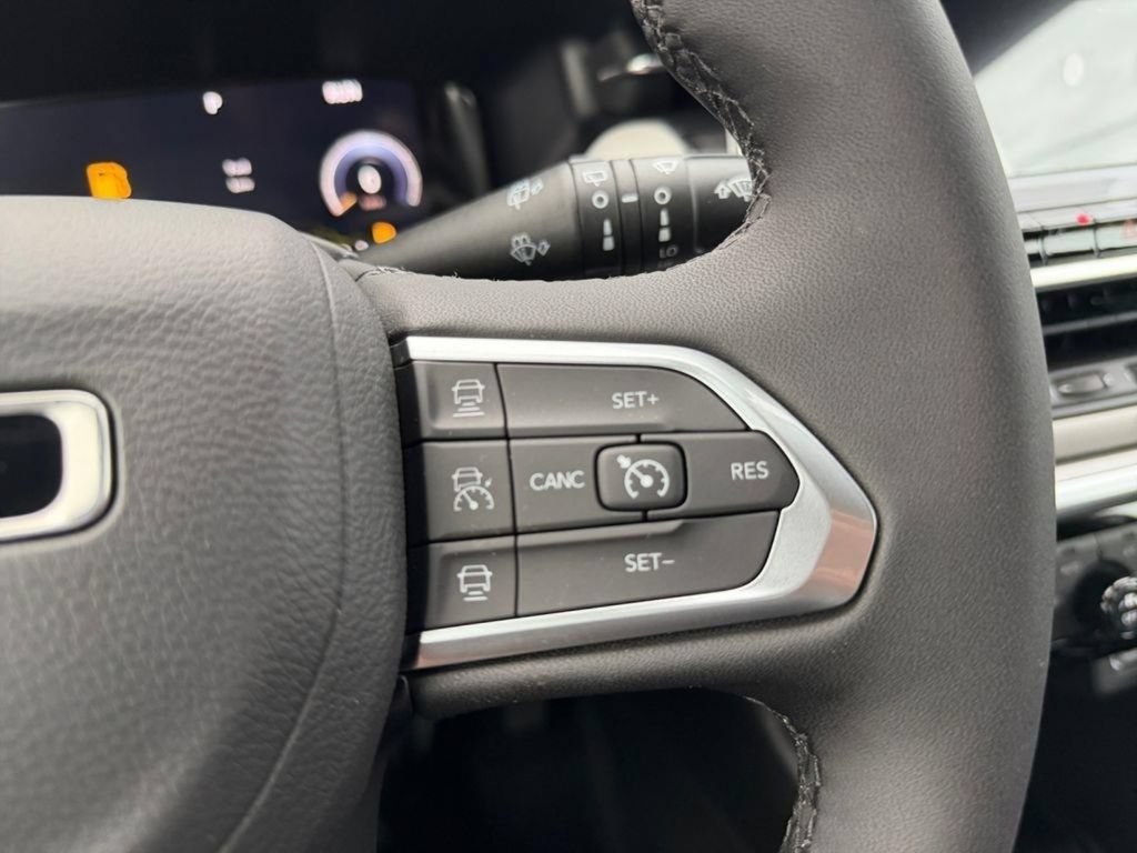 New 2026 Jeep Compass Limited w/ Sun, Sound & Navigation Group AWD/4WD image 20