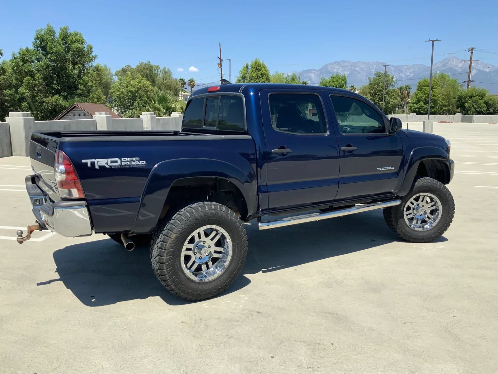 Used 2013 Toyota Tacoma PreRunner w/ TRD Off-Road Pkg RWD image 6