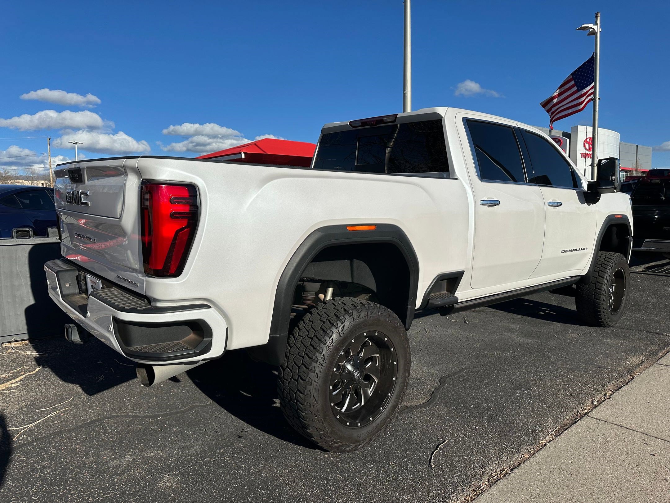 Used 2024 GMC Sierra 2500 Denali Ultimate w/ Max Trailering Package image 6