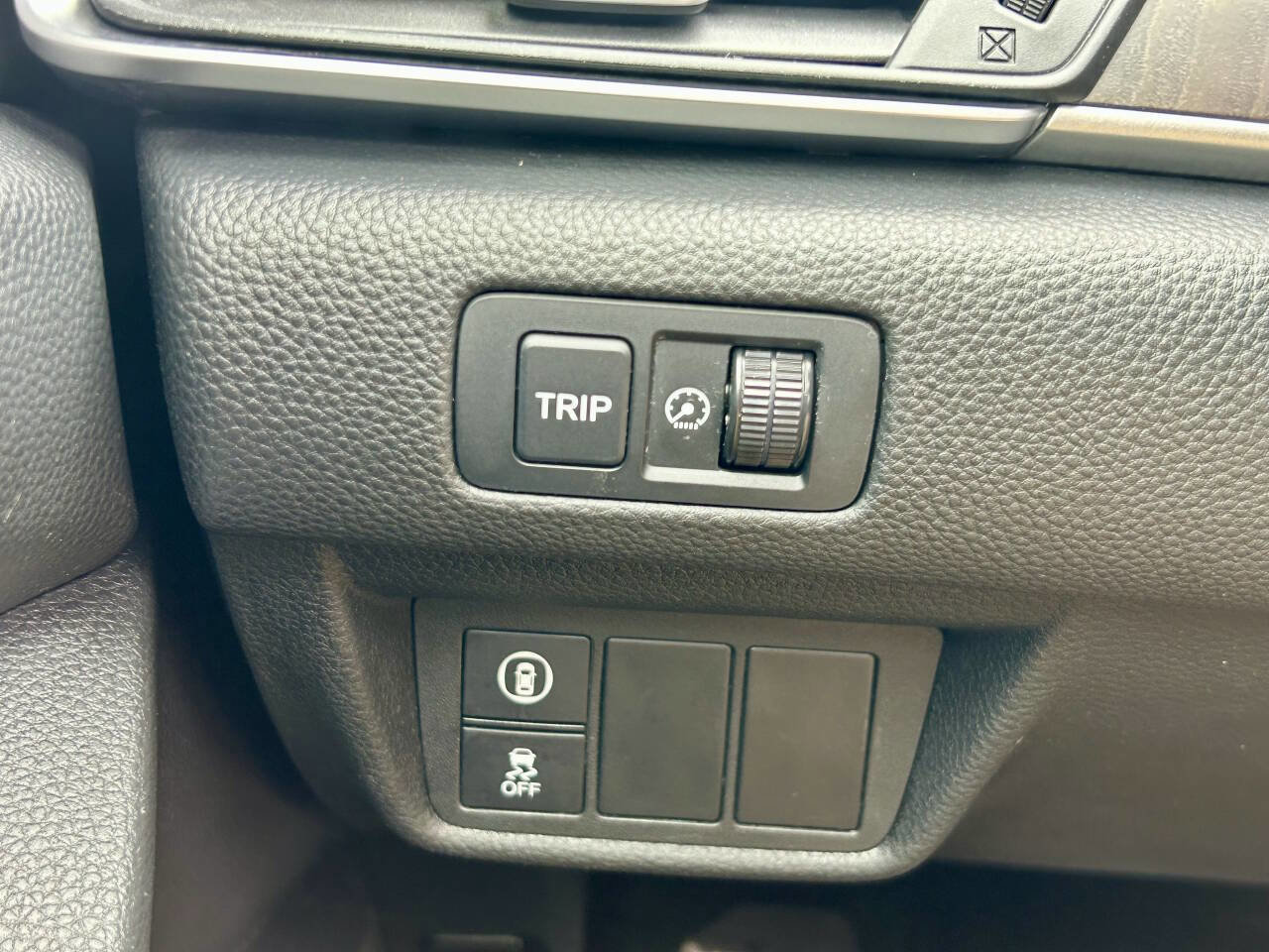 Used 2018 Honda Accord EX-L image 26