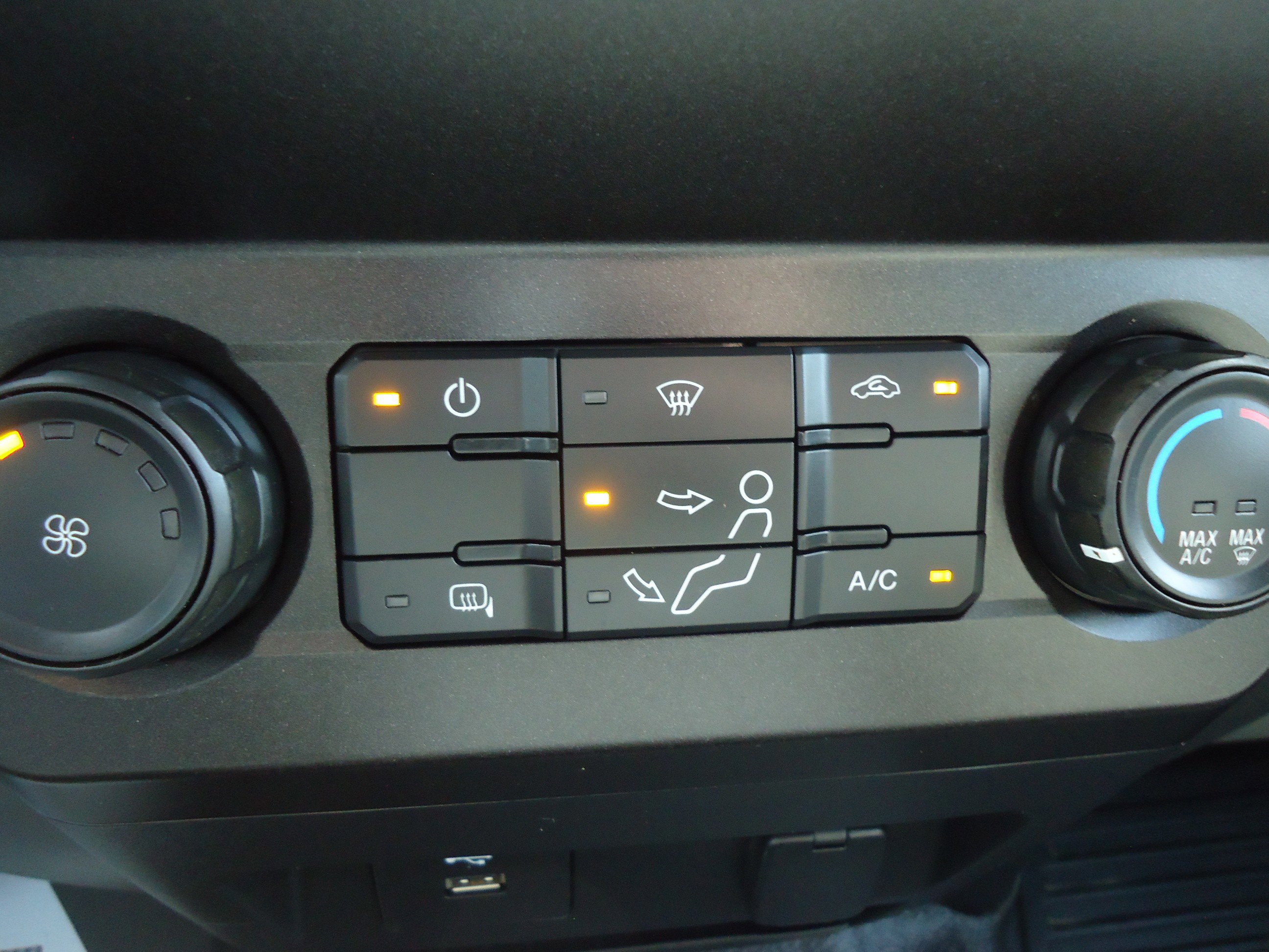 Used 2020 Ford F250 XL w/ STX Appearance Package image 18