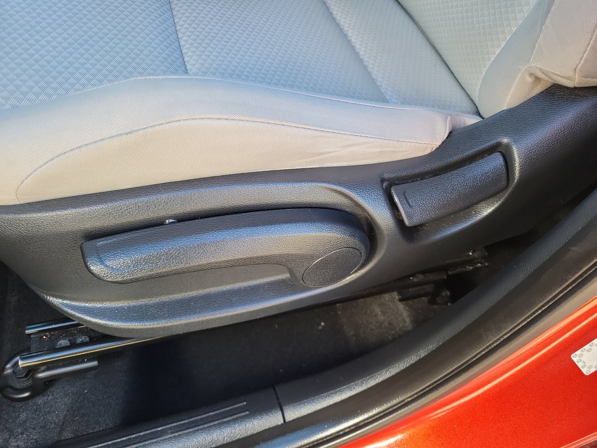 Used 2020 Kia Soul LX FWD image 7