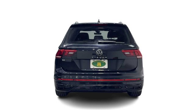 Used 2024 Volkswagen Tiguan SE R-Line image 3