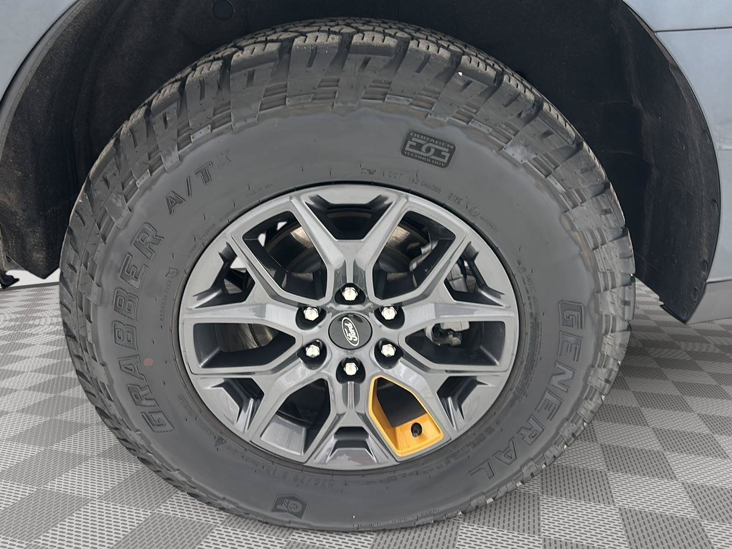Used 2025 Ford Expedition Tremor AWD/4WD image 31